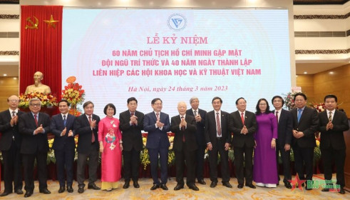 Tổng Bí thư Nguyễn Phú Trọng dự Lễ Kỷ niệm 60 năm Chủ tịch Hồ Chí Minh gặp mặt đội ngũ trí thức