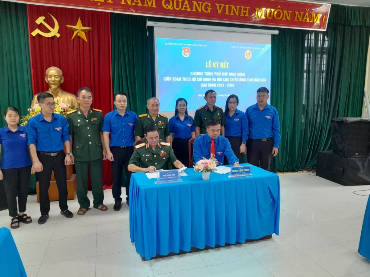 Hội Cựu Chiến binh tỉnh và Đoàn TNCS Hồ Chí Minh tỉnh Bắc Kạn
 ký kết chương trình phối hợp giai đoạn 2023-2027
