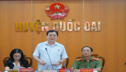 Đại biểu Quốc hội thành phố Hà Nội tiếp xúc cử tri