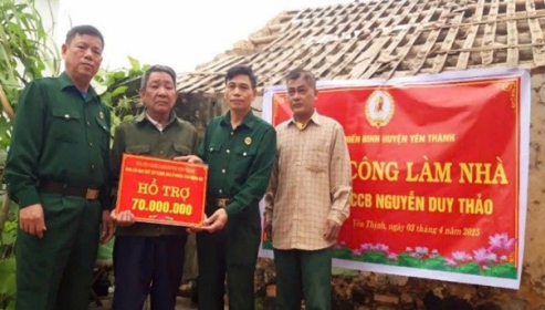 Hội CCB tỉnh Nghệ An chung tay xóa nhà tạm, nhà dột nát