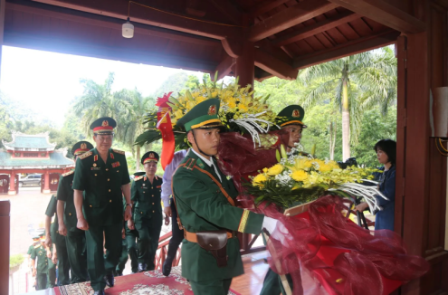 Hành trình tri ân và tiếp nối truyền thống anh hùng