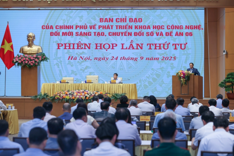 Thủ tướng: Tranh thủ 'từng ngày, từng giờ' để thúc đẩy khoa học công nghệ, đổi mới sáng tạo và chuyển đổi số