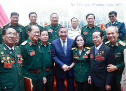 Bộ Chính trị: Có chế độ, chính sách BHXH, BHYT phù hợp với cựu chiến binh