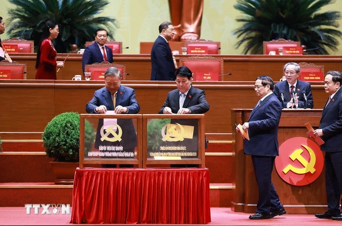 Danh sách Uỷ viên Ban Chấp hành Trung ương Đảng khóa XIV