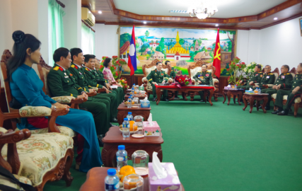 Thắm đượm tình hữu nghị đặc biệt Cựu chiến binh hai nước Việt - Lào