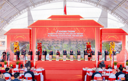Dân là gốc - mục tiêu xuyên suốt, giá trị cốt lõi trong mọi quyết sách của Đảng